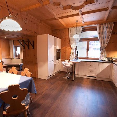 A Traumhafte Zirbenwohnung Prutz Bagian luar foto