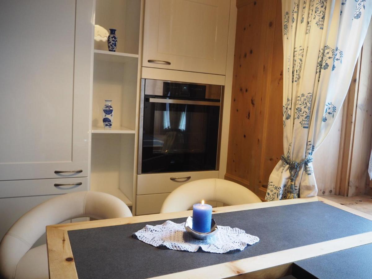 A Traumhafte Zirbenwohnung Prutz Bagian luar foto
